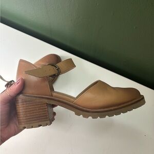 Seychelles Anthro Lock & Key Mary Jane’s